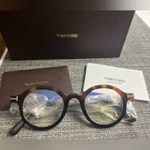 Tom Ford TF5664-B blue blocker glasses! NEW!!!